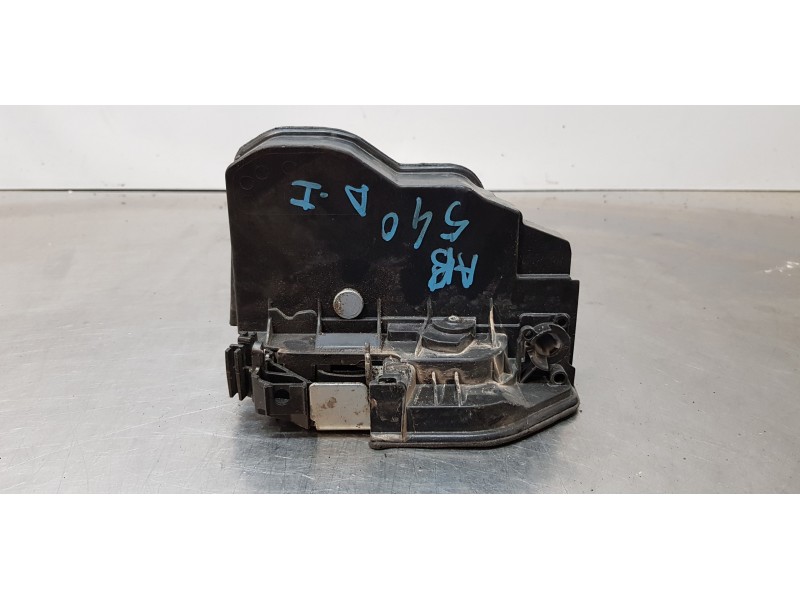 Recambio de cerradura puerta delantera izquierda para bmw serie 1 lim. (f20/f21) 118d referencia OEM IAM 7229461  