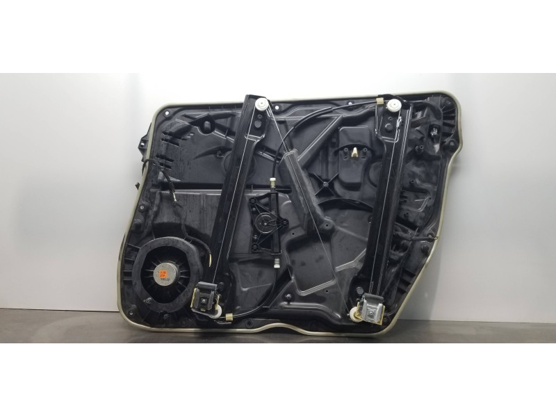 Recambio de elevalunas delantero izquierdo para mercedes clase m (w166) ml 350 bluetec (166.004) referencia OEM IAM A1667201102 