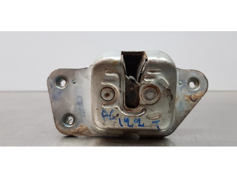 Recambio de cerradura maletero / porton para jeep gr. cherokee (wh) 3.0 crd laredo referencia OEM IAM 4589131AC  