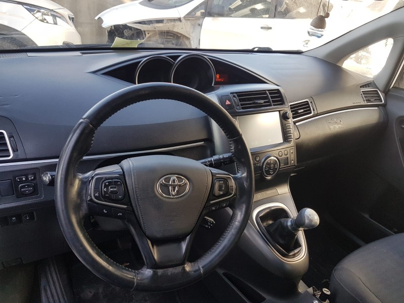 toyota verso del año 2017