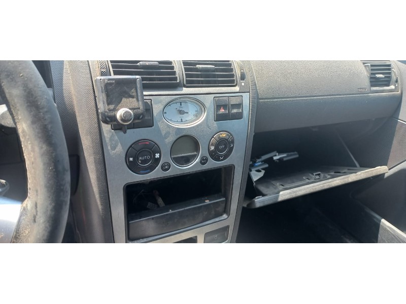 ford mondeo berlina (ge) del año 2002