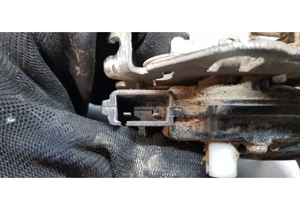 Recambio de cerradura maletero / porton para jeep gr. cherokee (wh) 3.0 crd laredo referencia OEM IAM 4589131AC  