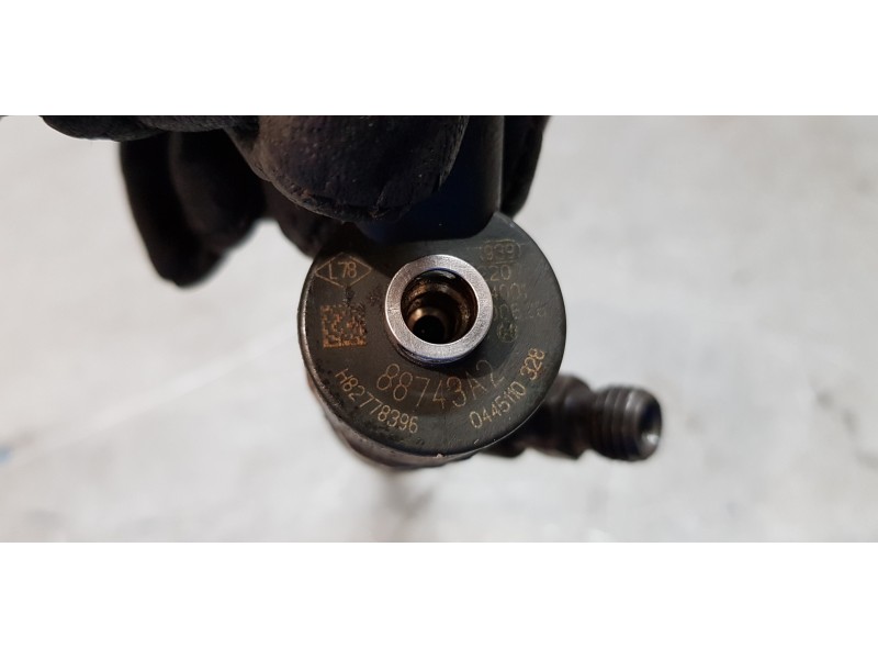 Recambio de inyector para renault scenic iii grand dynamique referencia OEM IAM H82778396  