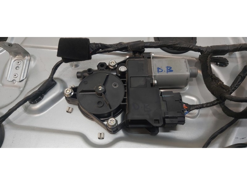 Recambio de elevalunas delantero izquierdo para kia carens (un) active referencia OEM IAM 824011D010  