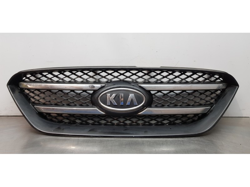 Recambio de rejilla delantera para kia carens (un) active referencia OEM IAM 863801D000  