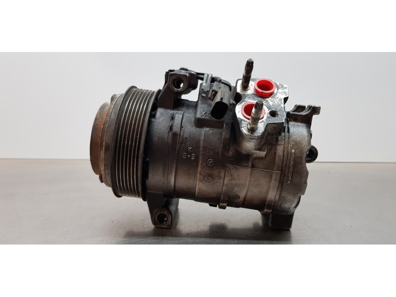 Recambio de compresor aire acondicionado para jeep gr. cherokee (wh) 3.0 crd laredo referencia OEM IAM 55116835AE  