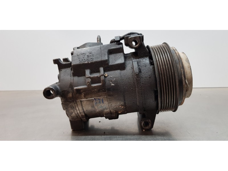 Recambio de compresor aire acondicionado para jeep gr. cherokee (wh) 3.0 crd laredo referencia OEM IAM 55116835AE  