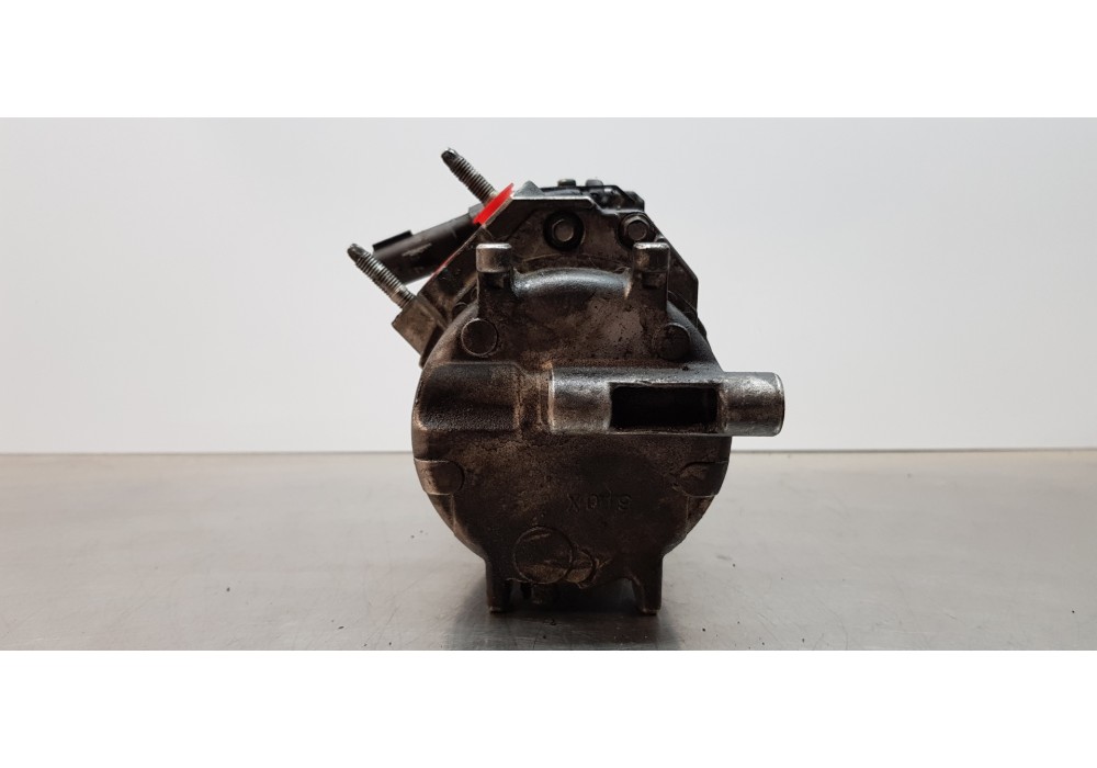 Recambio de compresor aire acondicionado para jeep gr. cherokee (wh) 3.0 crd laredo referencia OEM IAM 55116835AE  