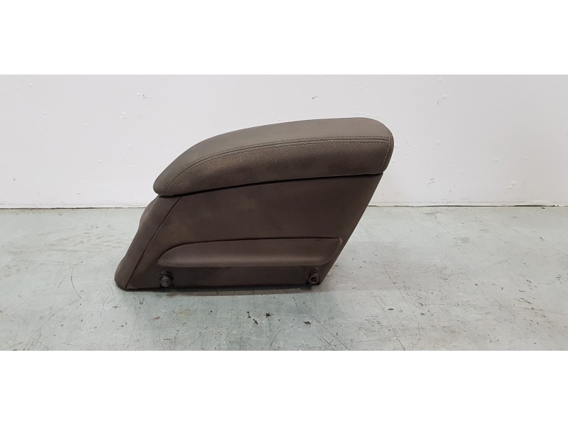 Recambio de apoyabrazos central para opel meriva b enjoy referencia OEM IAM 13346535   Recambio de apoyabrazos central para opel meriva b enjoy referencia OEM IAM 13346535