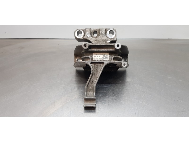 Recambio de soporte motor derecho para skoda kodiaq style 4x4 referencia OEM IAM 3Q0199262E  