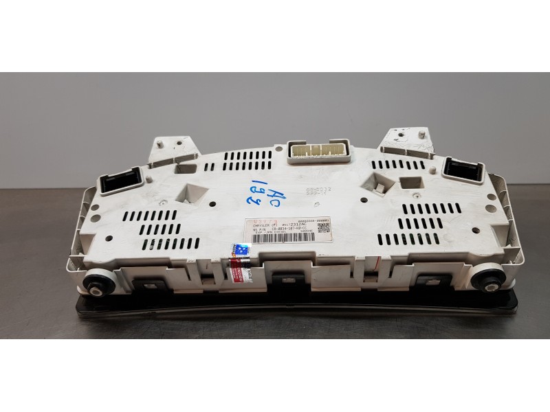 Recambio de cuadro instrumentos para jeep gr. cherokee (wh) 3.0 crd laredo referencia OEM IAM 5172312AC  