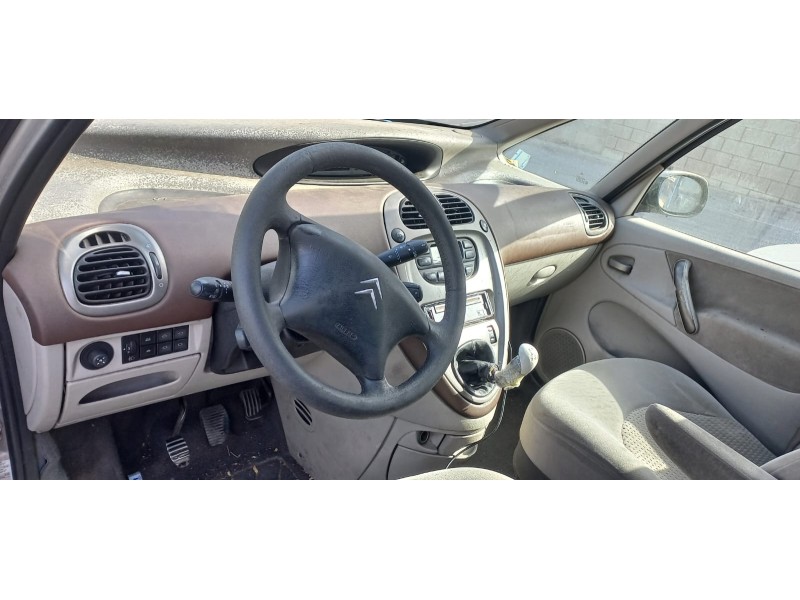 citroen xsara picasso del año 2004