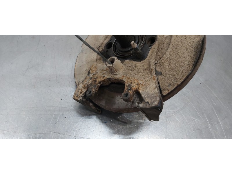 Recambio de mangueta trasera derecha para jeep gr. cherokee (wh) 3.0 crd laredo referencia OEM IAM   