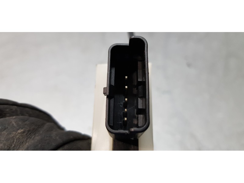 Recambio de cerradura puerta trasera derecha para peugeot 2008 (--.2013) allure referencia OEM IAM 9812501180   Recambio de cerradura puerta trasera derecha para peugeot 2008 (--.2013) allure referencia OEM IAM 9812501180