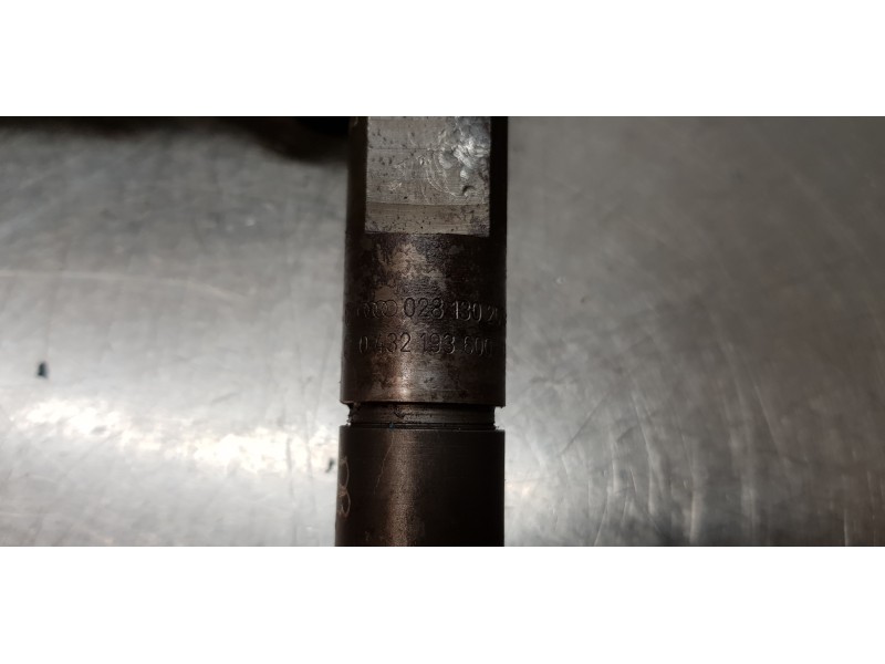 Recambio de inyector para seat ibiza (6l1) stella referencia OEM IAM 028130203F  