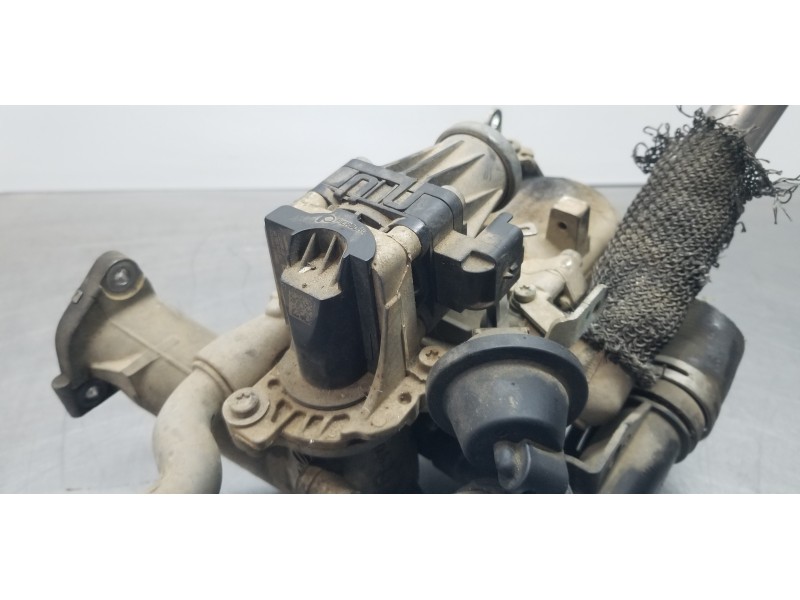 Recambio de valvula egr para ford fiesta (ccn) ambiente referencia OEM IAM 9802194080 70215626 