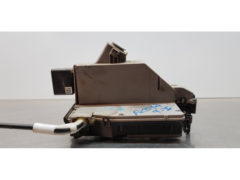 Recambio de cerradura puerta trasera izquierda para peugeot 2008 (--.2013) active referencia OEM IAM 9688081080   Recambio de cerradura puerta trasera izquierda para peugeot 2008 (--.2013) active referencia OEM IAM 9688081080