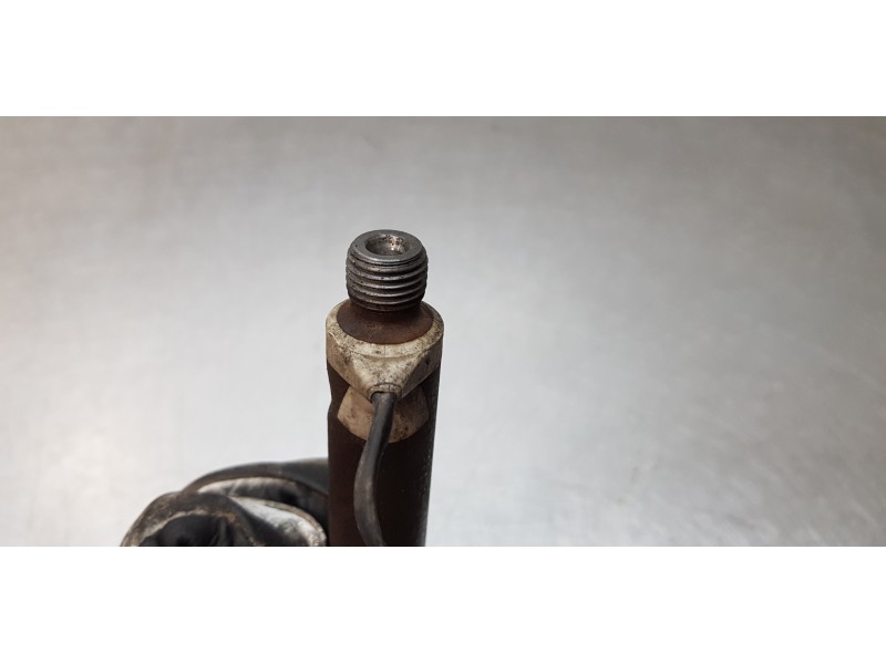 Recambio de inyector para seat ibiza (6l1) stella referencia OEM IAM 038130202C  