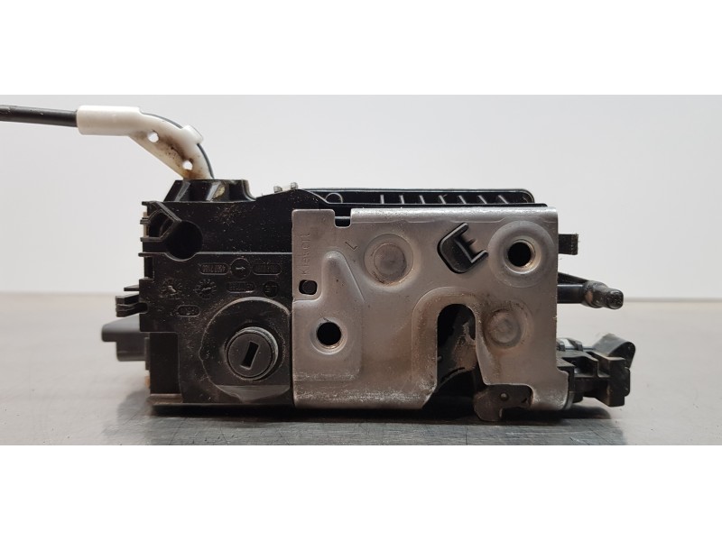 Recambio de cerradura puerta trasera izquierda para peugeot 2008 (--.2013) active referencia OEM IAM 9688081080   Recambio de cerradura puerta trasera izquierda para peugeot 2008 (--.2013) active referencia OEM IAM 9688081080