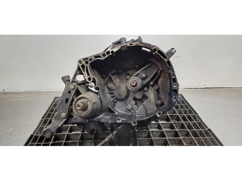 Recambio de caja cambios para renault kangoo (f/kc0) expression referencia OEM IAM JB1969 7701700519S JB1969