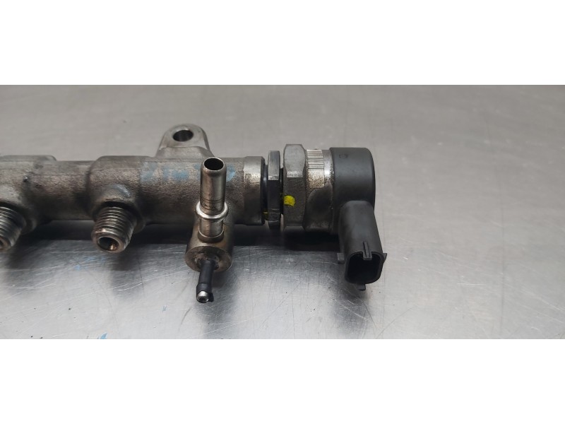 Recambio de rampa inyectora para kia carens ( ) business referencia OEM IAM 314022F600  