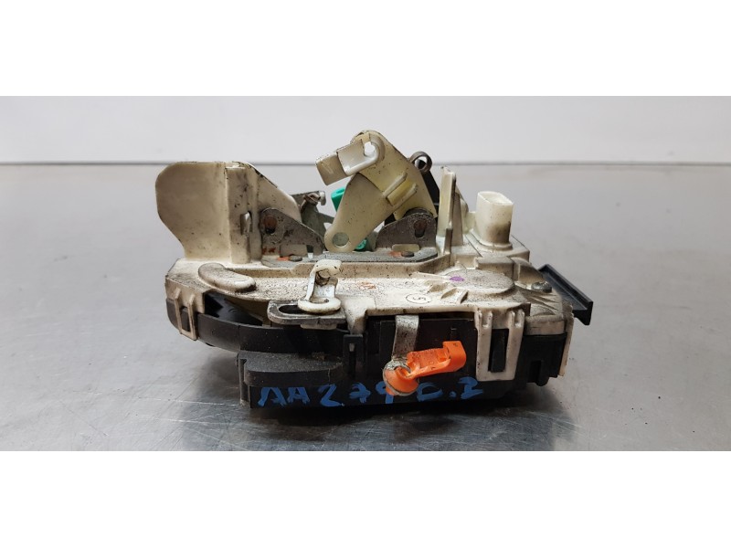 Recambio de cerradura puerta delantera izquierda para chrysler grand voyager limited referencia OEM IAM P04589417AE  