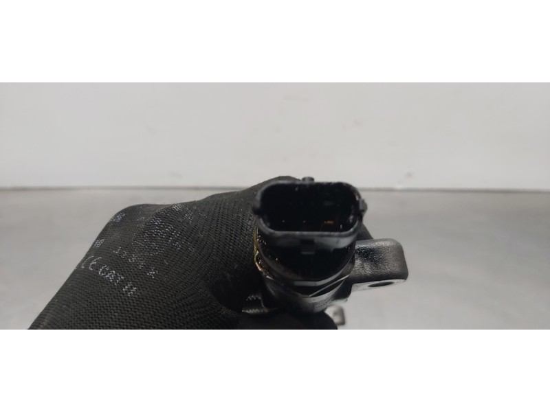 Recambio de rampa inyectora para kia carens ( ) business referencia OEM IAM 314022F600  