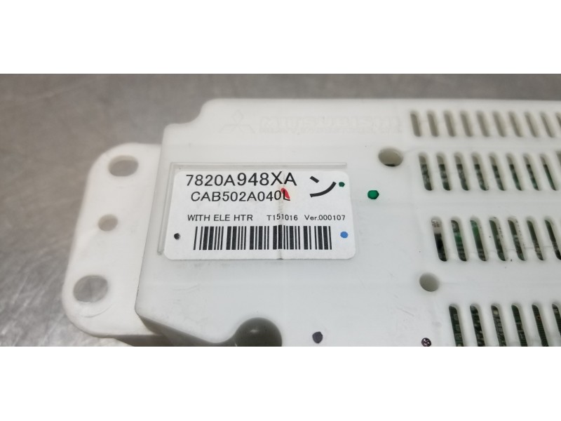 Recambio de mando climatizador para mitsubishi outlander (gf0) phev kaiteki 4wd referencia OEM IAM 7820A948XA 7820A948 
