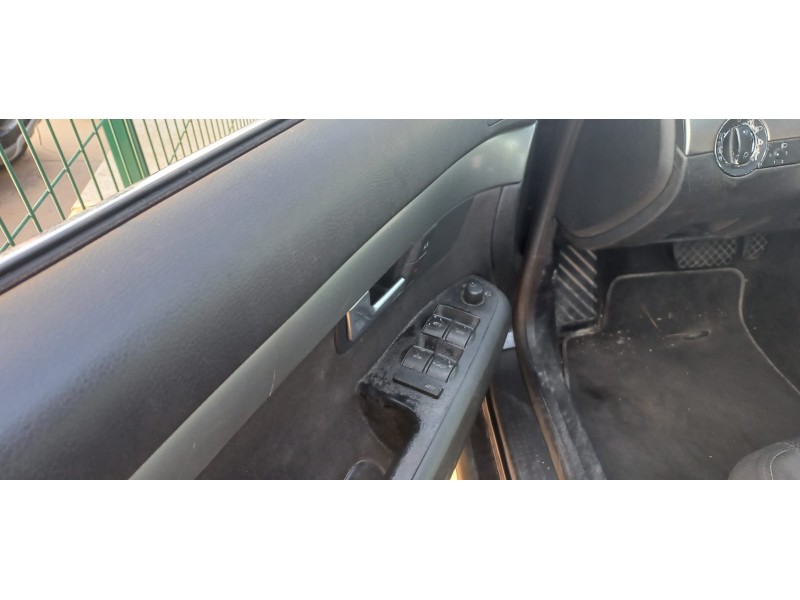 audi a4 berlina (8e) del año 2002