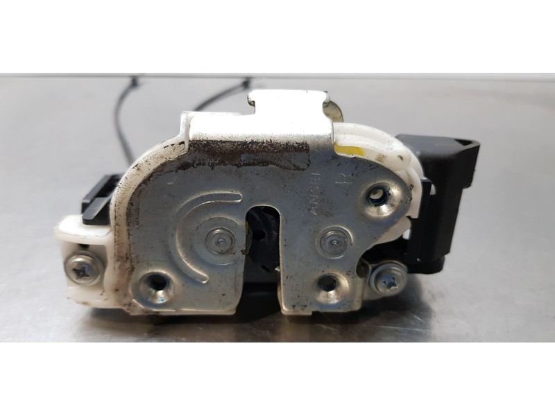 Recambio de cerradura puerta delantera derecha para citroen c-crosser exclusive referencia OEM IAM 9136CQ  