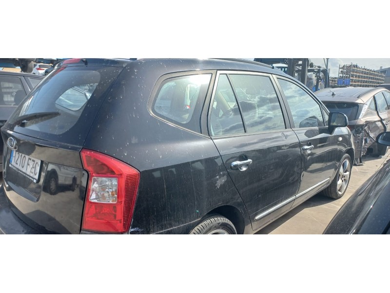 kia carens (un) del año 2008