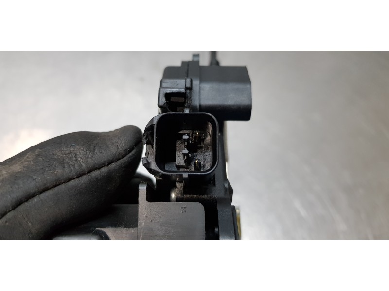 Recambio de cerradura puerta delantera derecha para citroen c-crosser exclusive referencia OEM IAM 9136CQ  