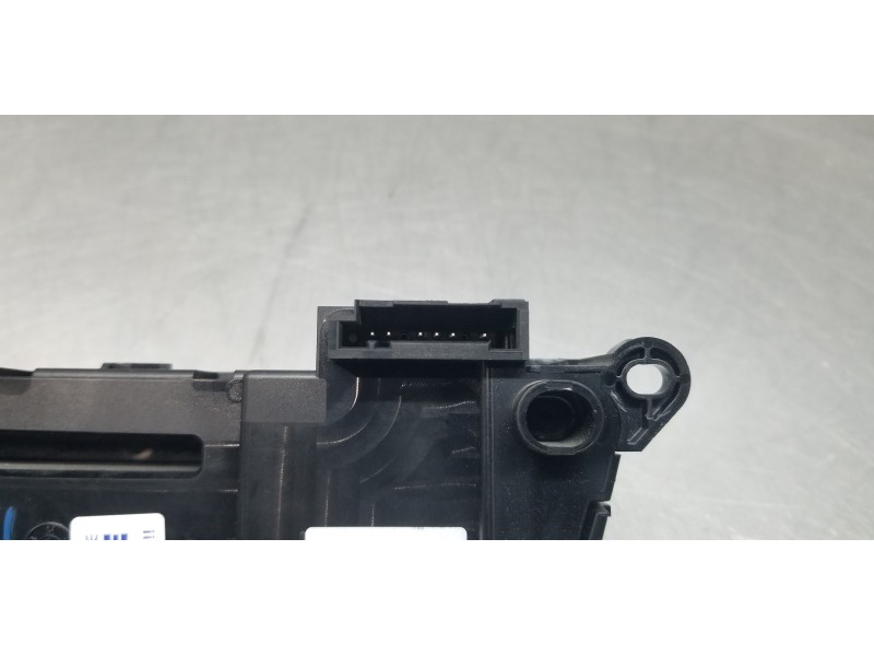 Recambio de sistema audio / radio cd para bmw serie x1 (f48) sdrive18d referencia OEM IAM 61359371457  