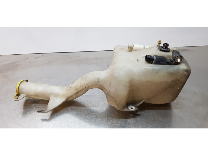 Recambio de deposito limpia para chrysler grand voyager limited referencia OEM IAM 05113057AB  