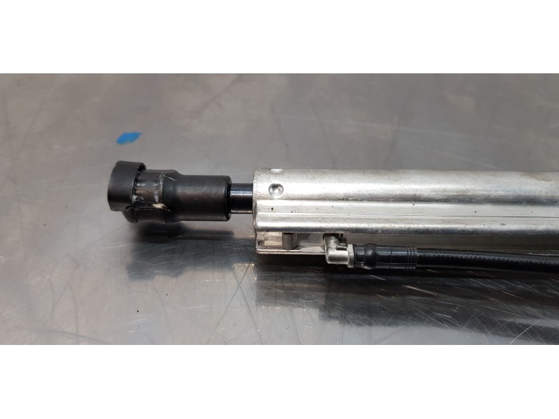 Recambio de amortiguadores maletero / porton para peugeot 308 cc (2009) basis referencia OEM IAM 8446J6  