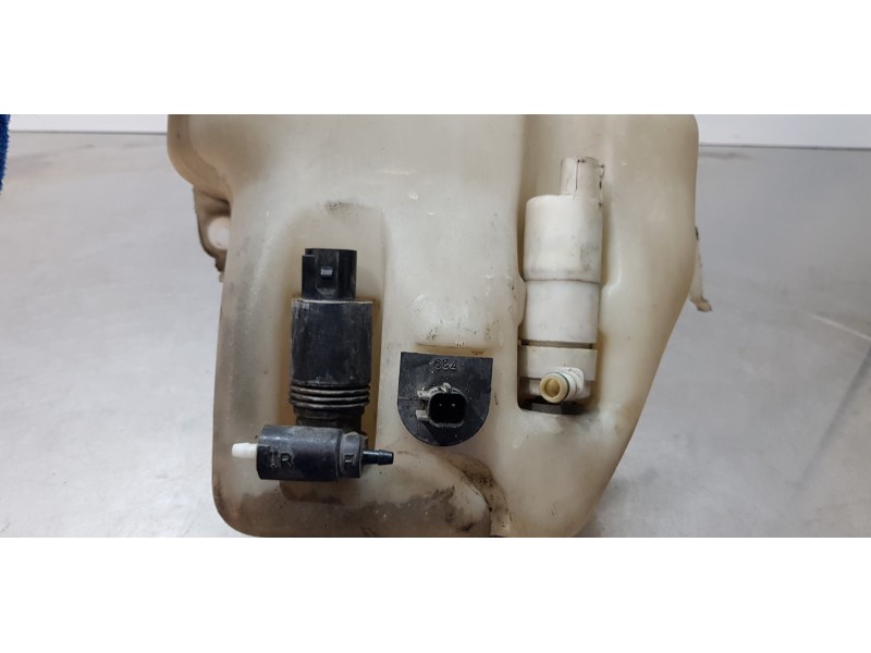 Recambio de deposito limpia para chrysler grand voyager limited referencia OEM IAM 05113057AB  