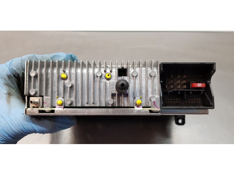 Recambio de sistema audio / radio cd para bmw serie 1 berlina (e81/e87) 116i referencia OEM IAM 65126975015   Recambio de sistema audio / radio cd para bmw serie 1 berlina (e81/e87) 116i referencia OEM IAM 65126975015