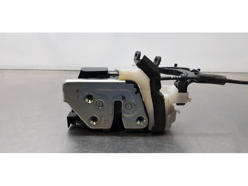 Recambio de cerradura puerta delantera izquierda para hyundai elantra (md) tecno referencia OEM IAM 813103X030  