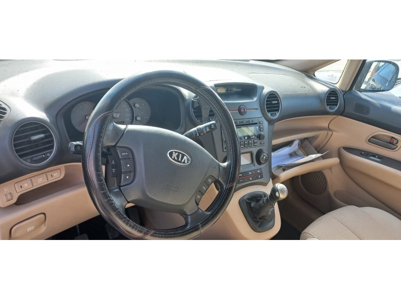 kia carens (un) del año 2008