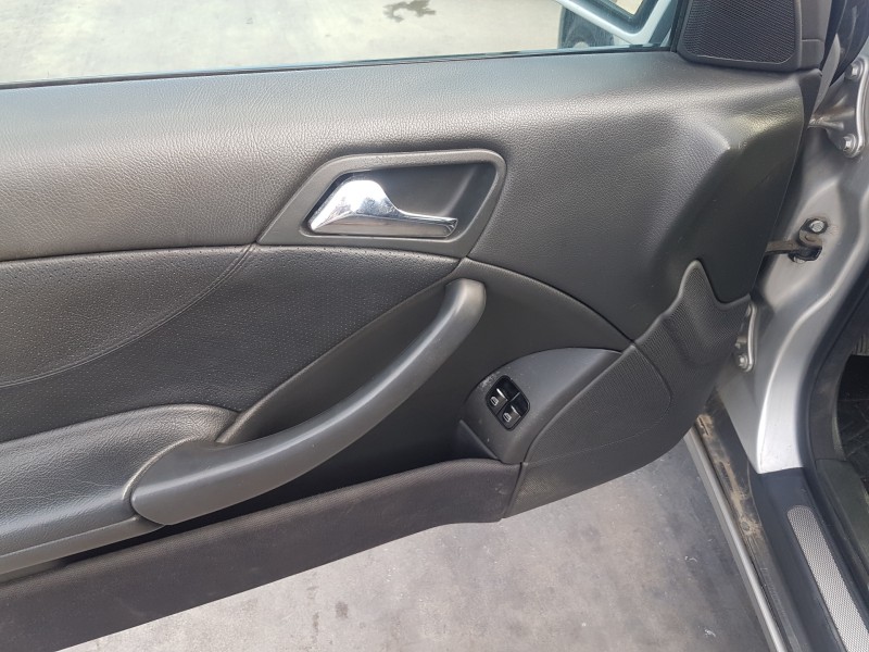 mercedes clase c (w203) sportcoupe del año 2006