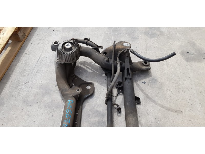 Recambio de puente delantero para mercedes clase clk (w207) coupe 350 cdi blueefficiency (207.322) referencia OEM IAM A204628105