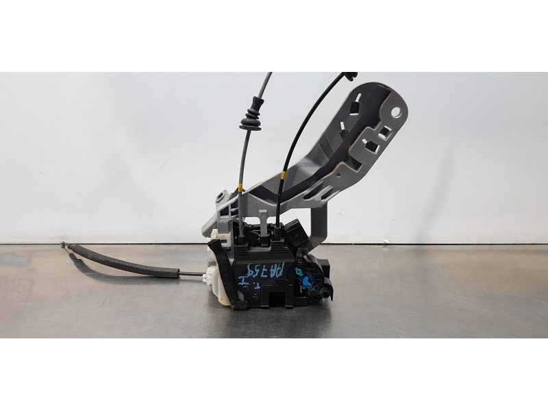 Recambio de cerradura puerta trasera izquierda para hyundai elantra (md) tecno referencia OEM IAM 814103X010  