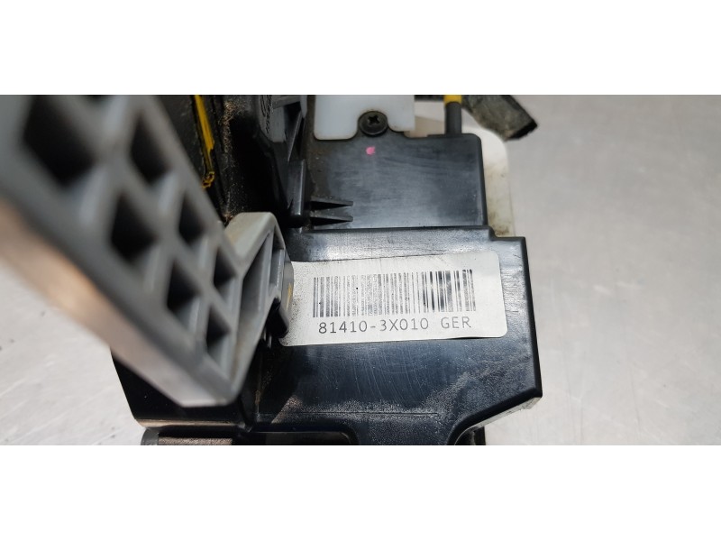Recambio de cerradura puerta trasera izquierda para hyundai elantra (md) tecno referencia OEM IAM 814103X010  