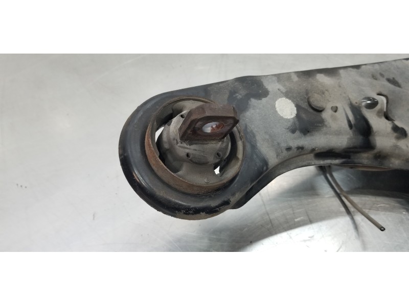 Recambio de mangueta trasera derecha para mitsubishi outlander (gf0) phev kaiteki 4wd referencia OEM IAM 4125A112 3785A064 