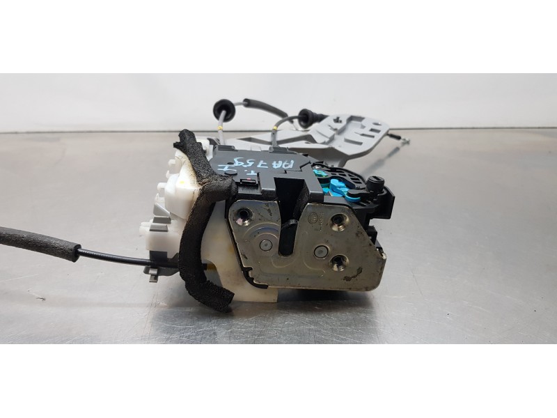 Recambio de cerradura puerta trasera izquierda para hyundai elantra (md) tecno referencia OEM IAM 814103X010  