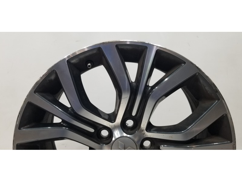 Recambio de llanta para mitsubishi outlander (gf0) motion 2wd referencia OEM IAM 4250D536  