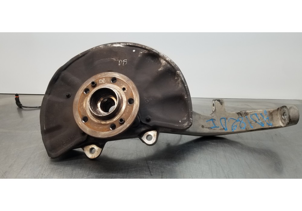 Recambio de mangueta delantera izquierda para mercedes clase m (w166) ml 350 bluetec (166.004) referencia OEM IAM A1663300920  