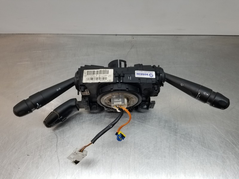 Recambio de mando multifuncion para peugeot 2008 (--.2013) active referencia OEM IAM 98030392ZD  