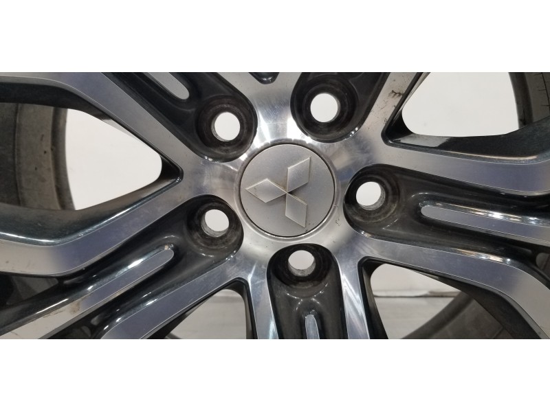 Recambio de llanta para mitsubishi outlander (gf0) motion 2wd referencia OEM IAM 4250D536  