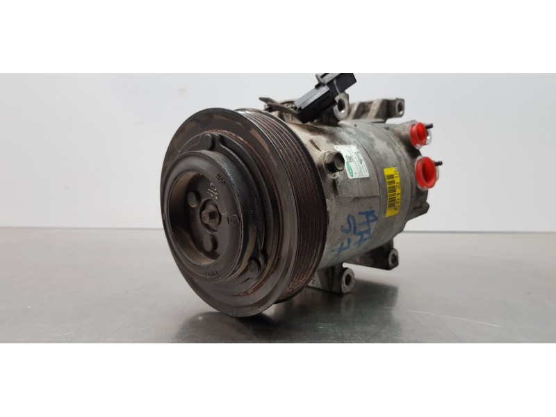 Recambio de compresor aire acondicionado para hyundai elantra (md) tecno referencia OEM IAM 977013X000  